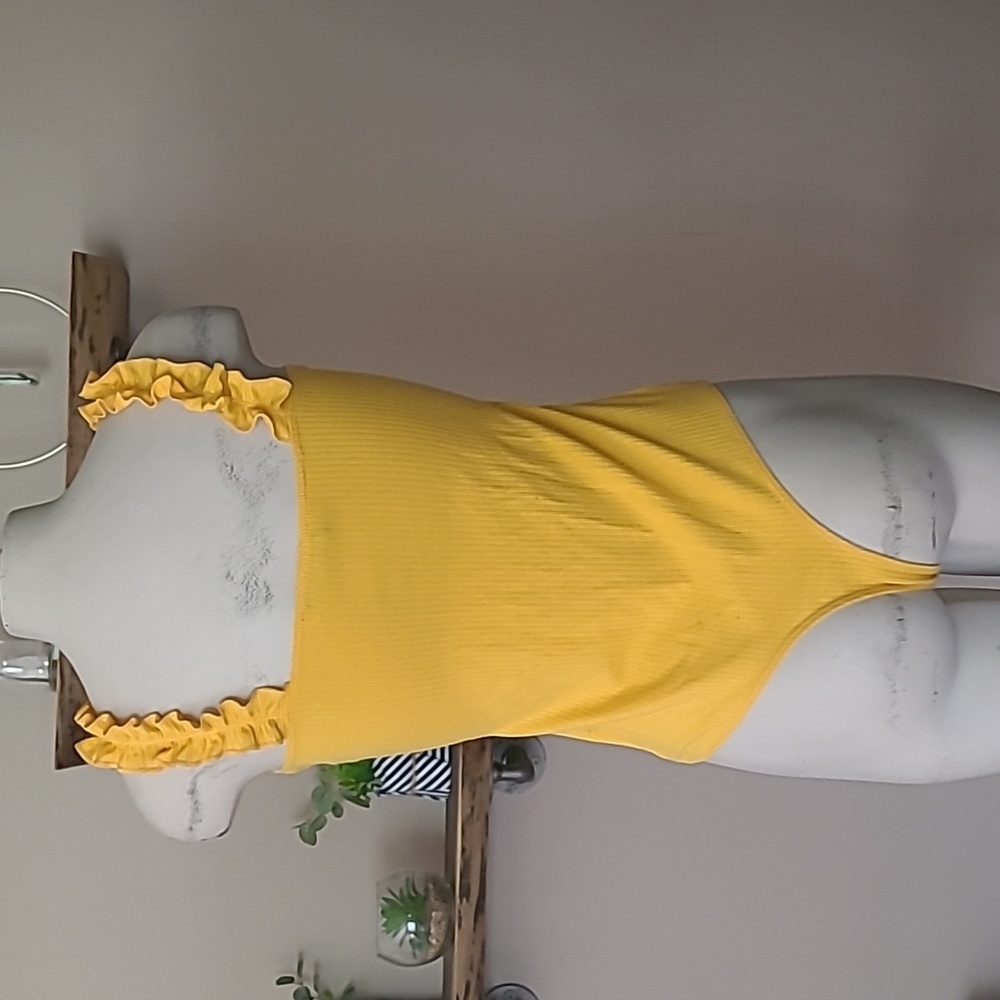 Yellow Frilly Sleeve Bodysuit - Picture 4 of 7